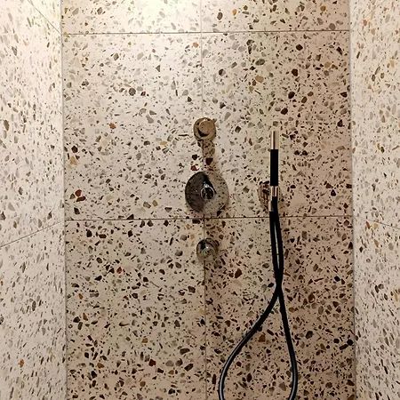 Lejlighed Hyggelig Ferielejlighed I Centrum Af *