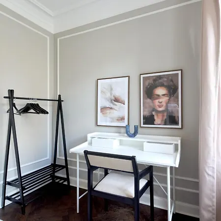 Apartment Large 4 Bedroom With Balcony & Bathtub In Cph *