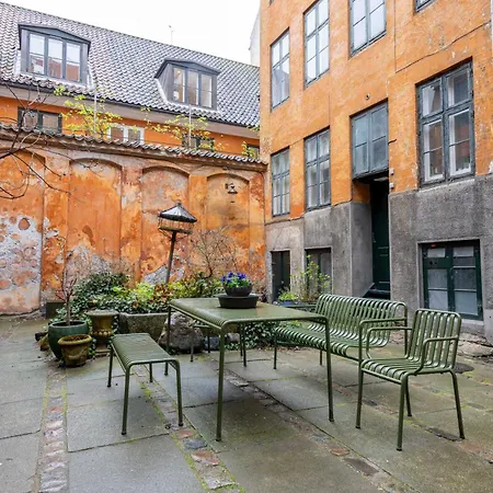 Rare 4br W Unique Details In Cph Copenhagen