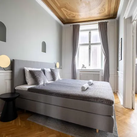 Lavish 4br In The Heart Of Cph By The Canals Apartment Copenhagen