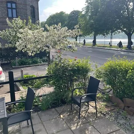 شقة Uniq With A Little Garden - Placed In The Heart Of Copenhagen! كوبنهاجن