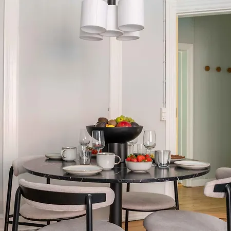 Lovely Flats In Vibrant Area Of