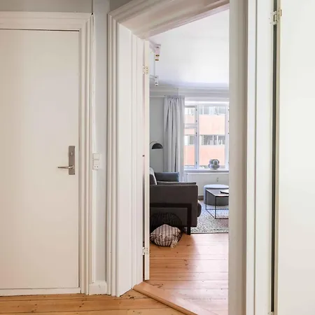 Lovely Flats In Vibrant Area Of كوبنهاجن