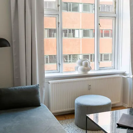 Lovely Flats In Vibrant Area Of شقة *