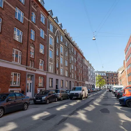 Lovely Flats In Vibrant Area Of كوبنهاجن