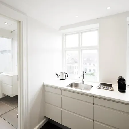 Great 3-bed In Fantastic Location *