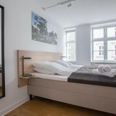 Beautiful 2-bed In Location Appartamento *
