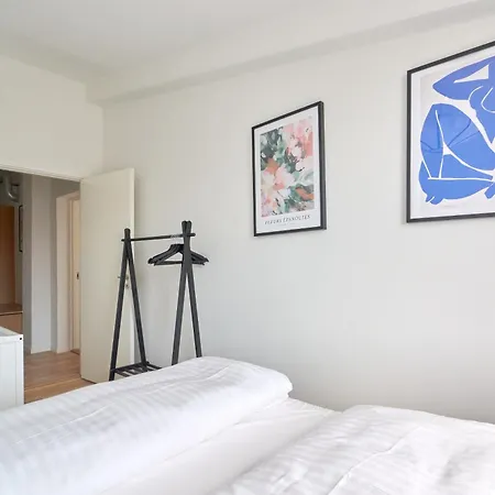 Cozy And Bright With Private Car Park Appartement