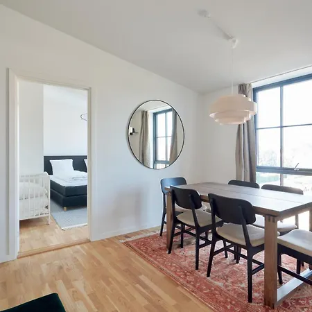 Cozy And Bright With Private Car Park Appartement Copenhague