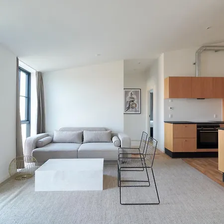 Appartement Cozy And Bright With Private Car Park