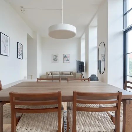 Cozy And Bright With Private Car Park Appartement *