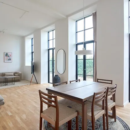 Appartement Cozy And Bright With Private Car Park