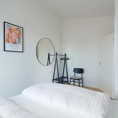 Cozy And Bright With Private Car Park Appartement