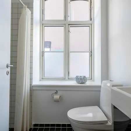 Perfect Couples Retreat In Urban Area Apartment *