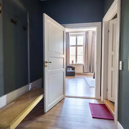 شقة Deluxe Apartment At Perfect Location