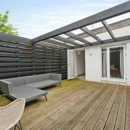 Come 2-personers Lejlighed Med Egen Terrasse *