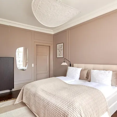 220sqm Designer - Center - Private Balcony Appartement