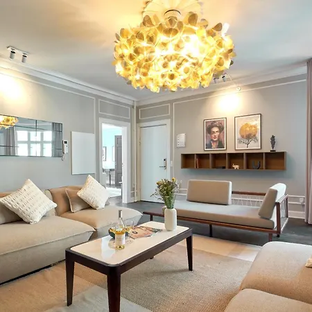 220sqm Designer - Center - Private Balcony Appartement *