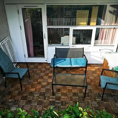 Classic Groundfloor With Patio Close To Metro Apartment *