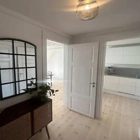 Apartamento Kings Apt, Doublex W Water View & Private Terrasse *