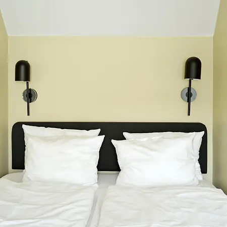 Aperon Aparthotel *