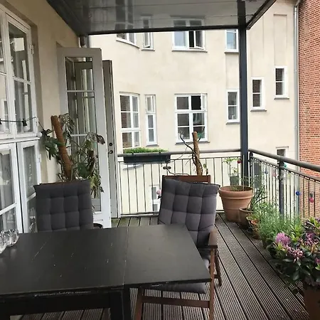 Unique Luxury With Large Balcony Apartment *