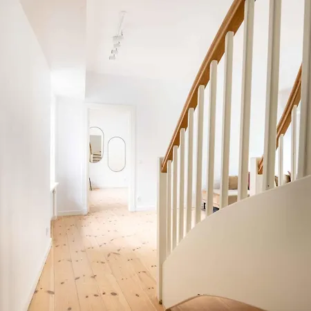 On Location By Round Tower Apartamento