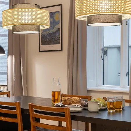Stunning 5 Bedroom By The Lakes * Copenhagen