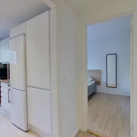 Fantastic 2-bed In Frederiksberg C