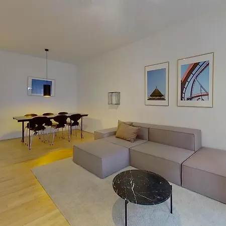 Fantastic 2-bed In Frederiksberg C Appartamento *
