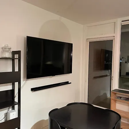 Appartement First Row With Balcony To The Ramparts