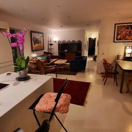Norrebro Oasis - With 2 Cats - Families Only * København