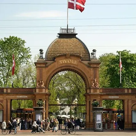 Norrebro Oasis - With 2 Cats - Families Only