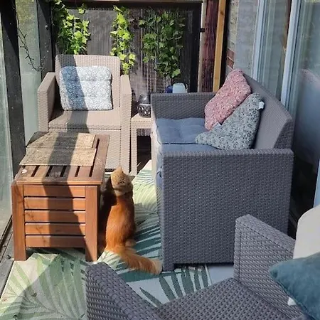 Norrebro Oasis - With 2 Cats - Families Only Lejlighed