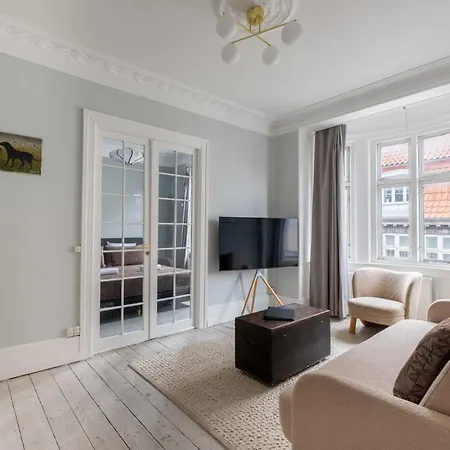 Apartment Super 2br In Old Town Copenhagen