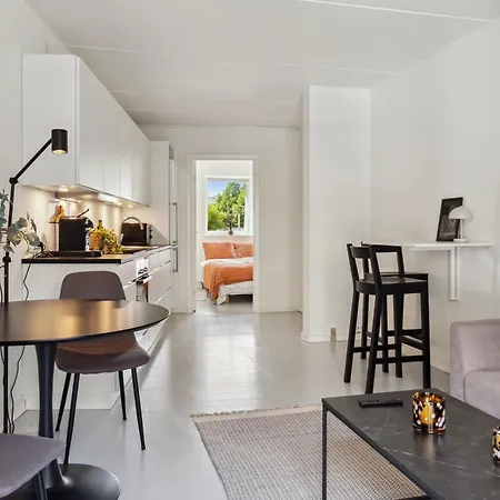 Lägenhet Moderne Og Minimalistisk Lejlighed I Nv Köpenhamn