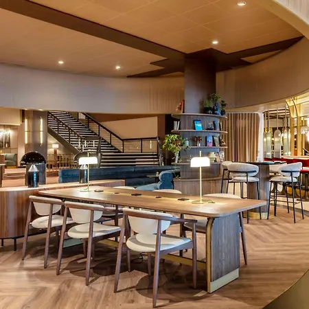 Radisson Blu Scandinavia Hotel, Hotell 4*