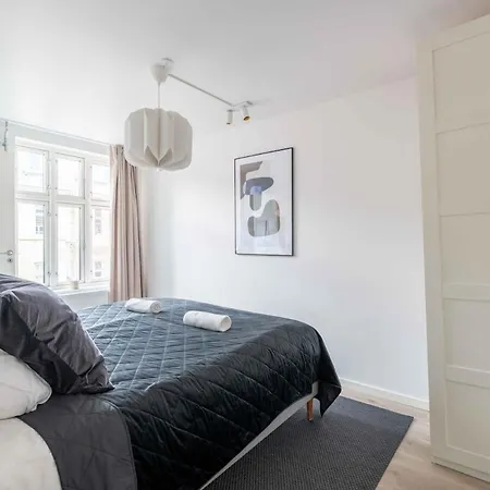 شقة Lovely Flats In Vibrant Area Of