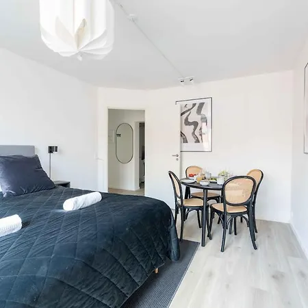 شقة Lovely Flats In Vibrant Area Of *