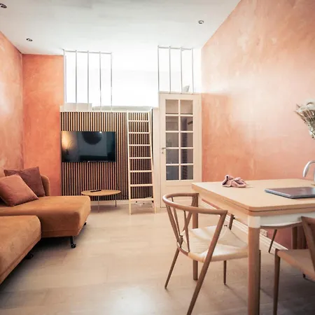 Spacious With Amazing Loft Köpenhamn