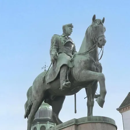 Charmerende Ved Nyhavn 2 Sal Lejlighed København