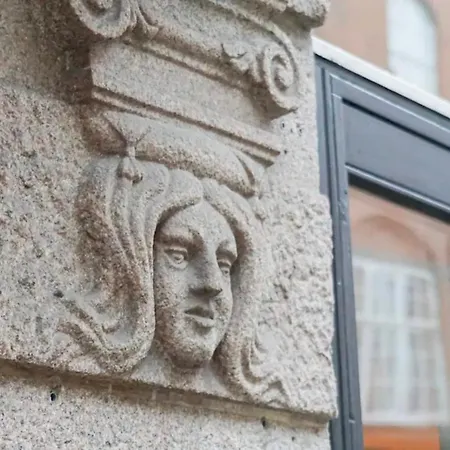Lägenhet Luxurious Cph Flat A Location Köpenhamn