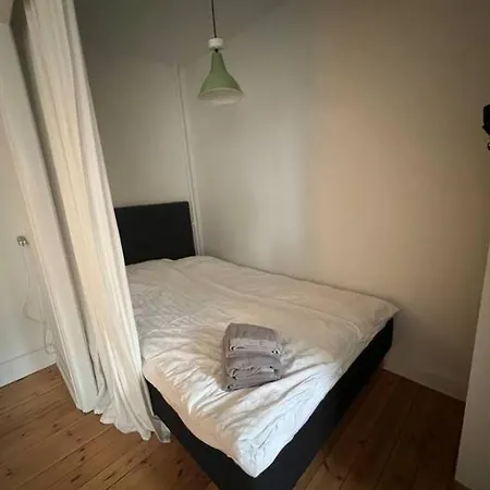 Apartment Hyggelig 1-vaerelses Lejlighed