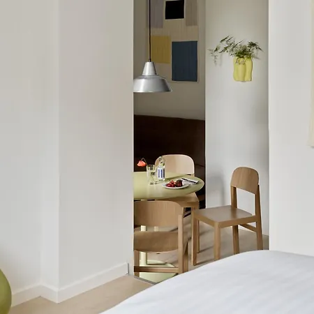 Aparthotel Flora *