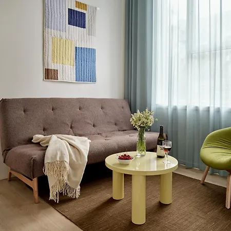 Aparthotel Flora *