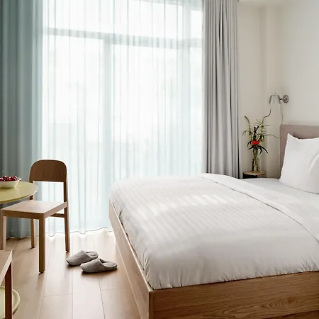 Aparthotel Flora
