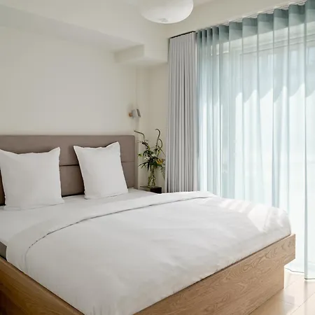 Aparthotel Flora *