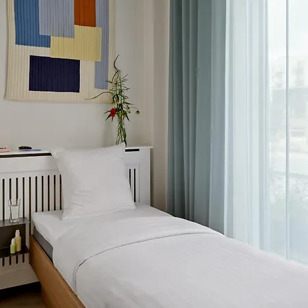 Flora Aparthotel