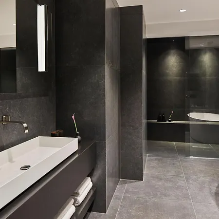 Отель Marriott 5*