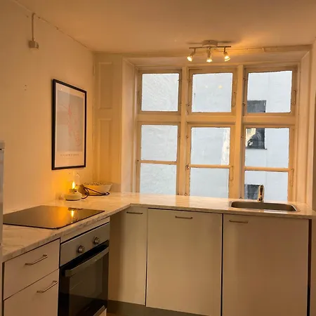 Hip - With Marble Church Views Apartment